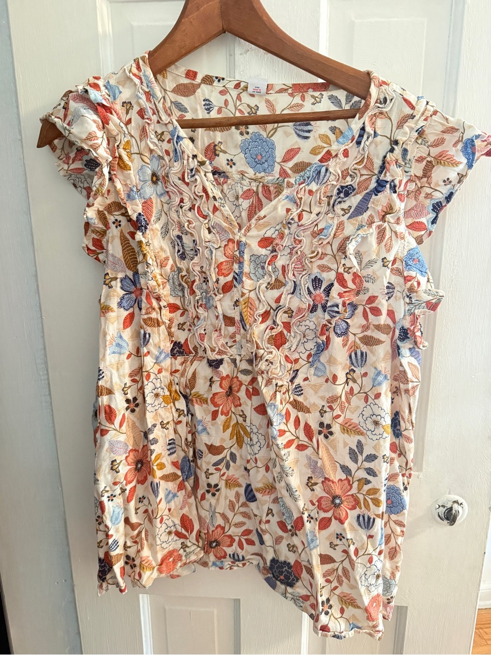Old Navy Cream Floral Ruffle V-Neck Blouse